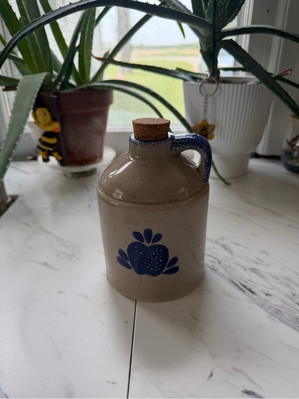 VTG Hermitage Pottery Spongeware 6 Inch Pitcher